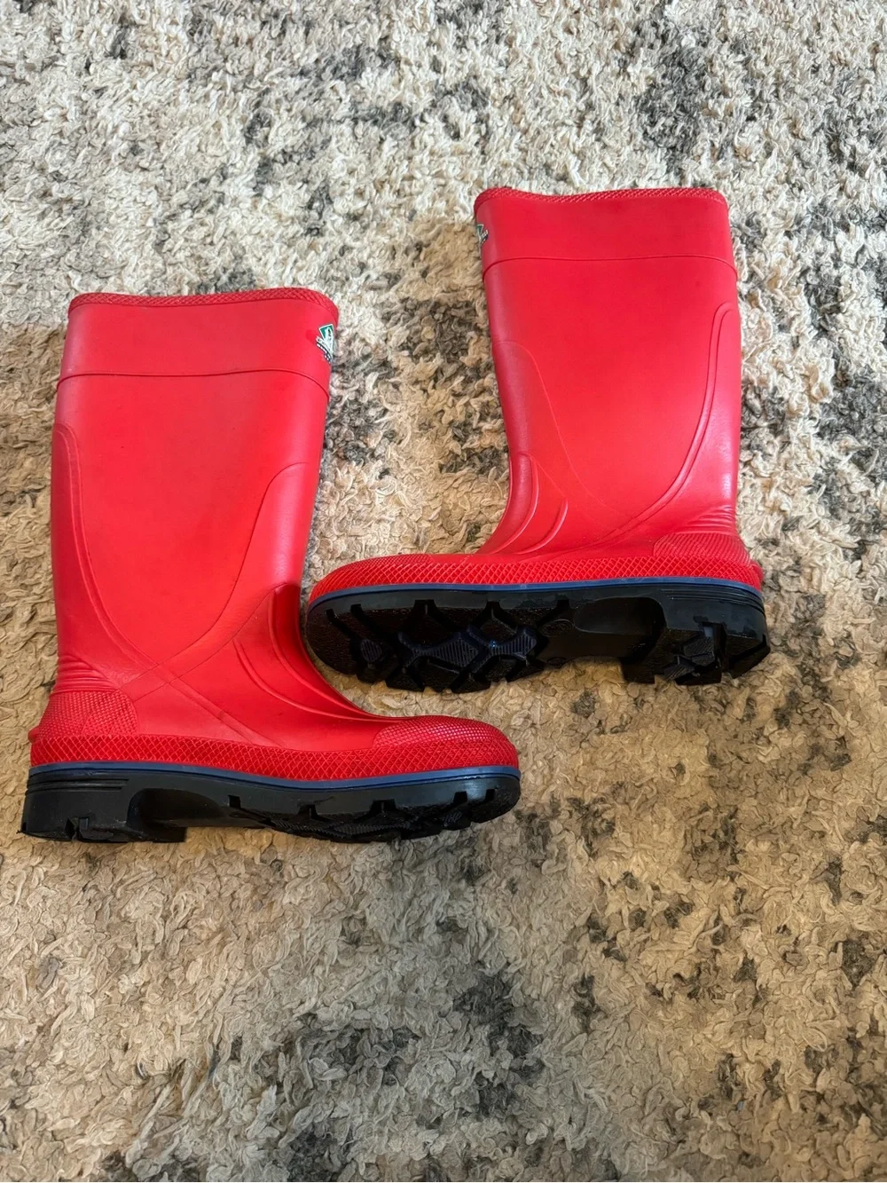 Red mens northerner size 8 Waterproof Rain Boots